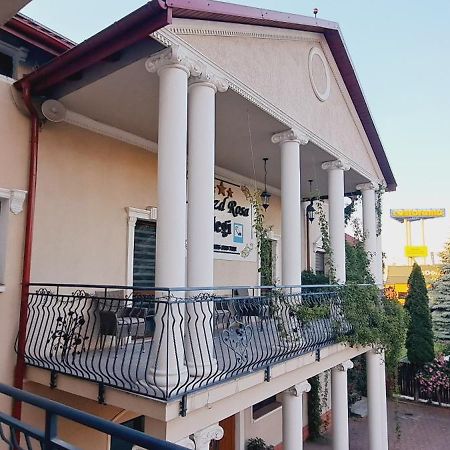 Hotel Rezydencja Rosa Przemyśl Eksteriør bilde