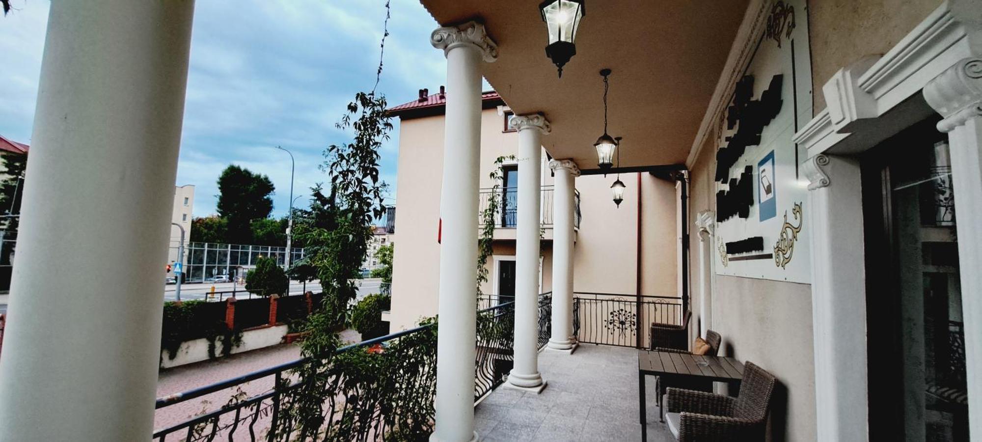 Hotel Rezydencja Rosa Przemyśl Eksteriør bilde