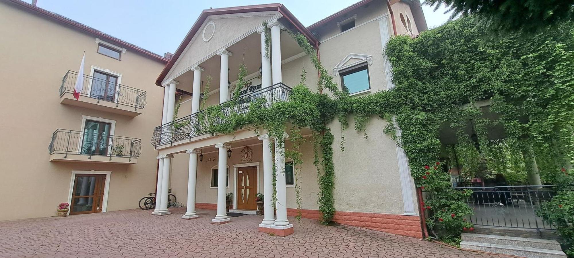 Hotel Rezydencja Rosa Przemyśl Eksteriør bilde